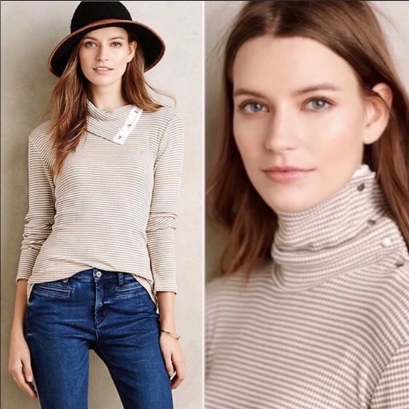 Anthropologie Sweaters - Anthropologie Striped Button Turtle New New Small